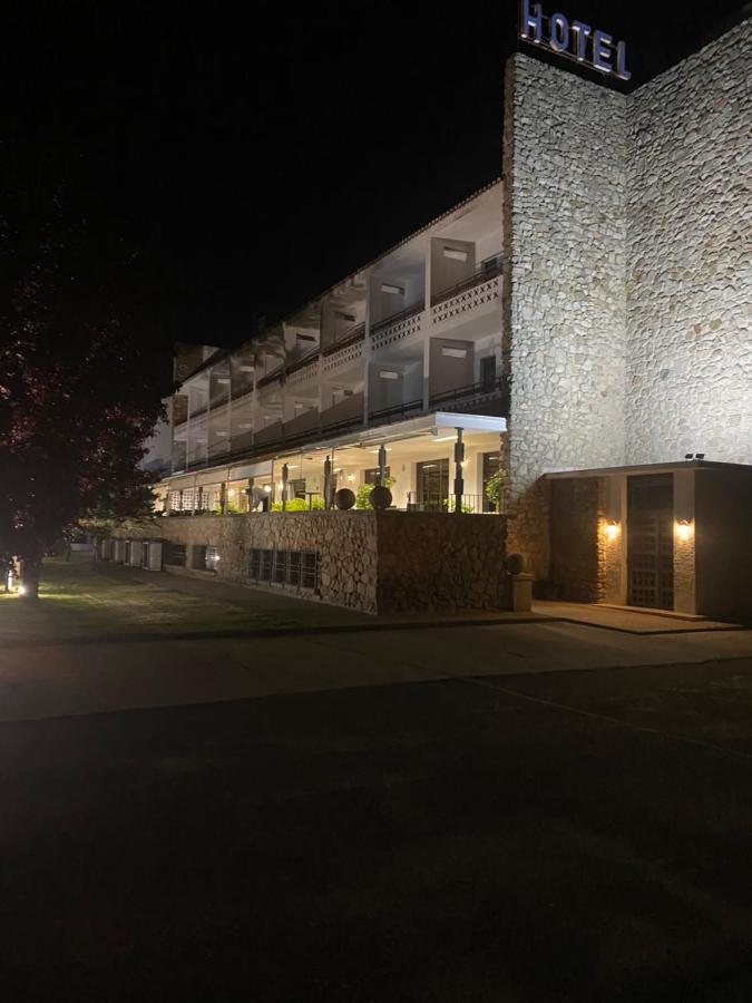 Hotel Las Cigueenas Трухільйо Екстер'єр фото