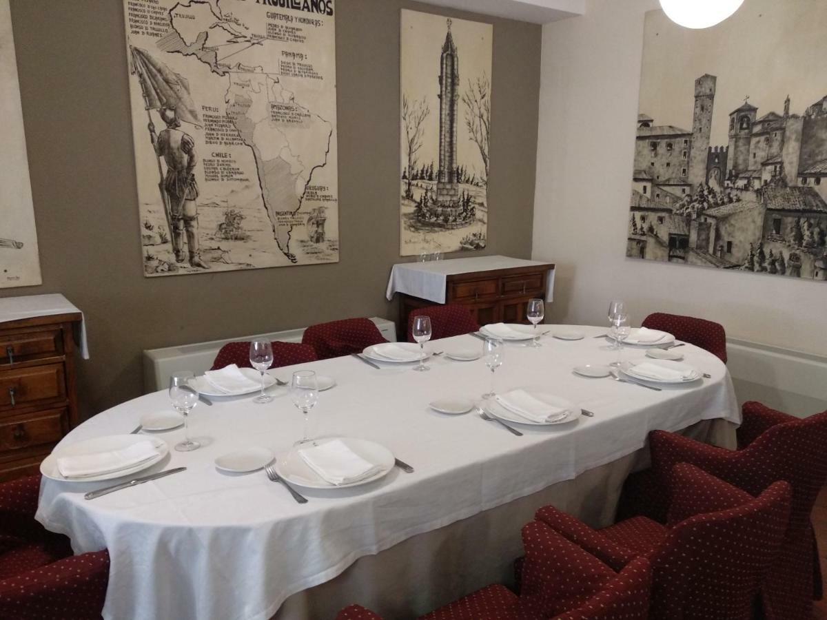 Hotel Las Cigueenas Трухільйо Екстер'єр фото